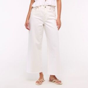 Abercrombie & Fitch Curve Love The Crop Wide Leg Jeans